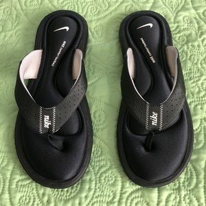 Nike sandals